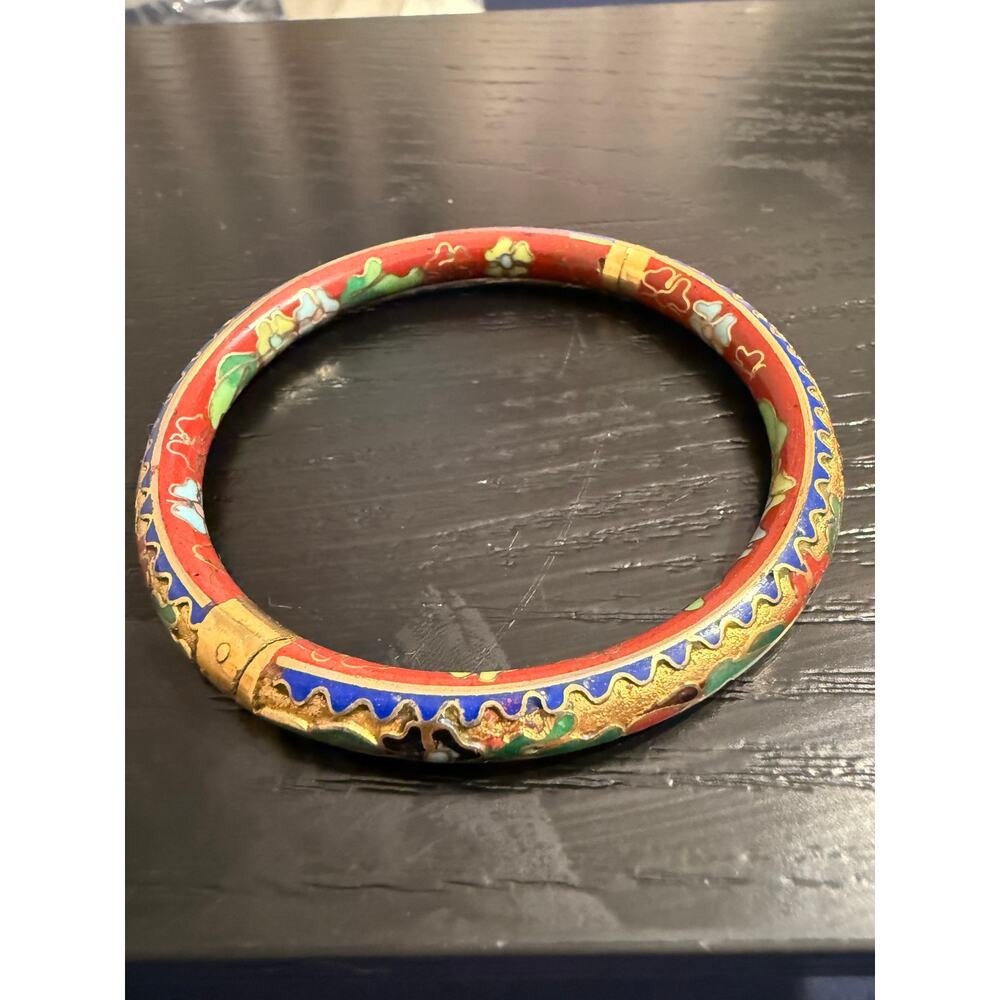 Vintage Cloisonné Hinged Bangle Bracelet – $48
